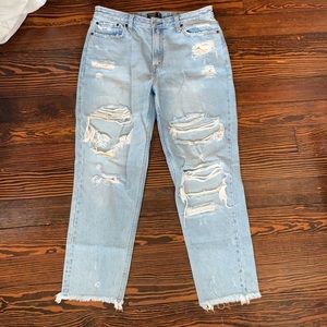 Abercrombie & Fitch Annie High Rise Girlfriend Jeans